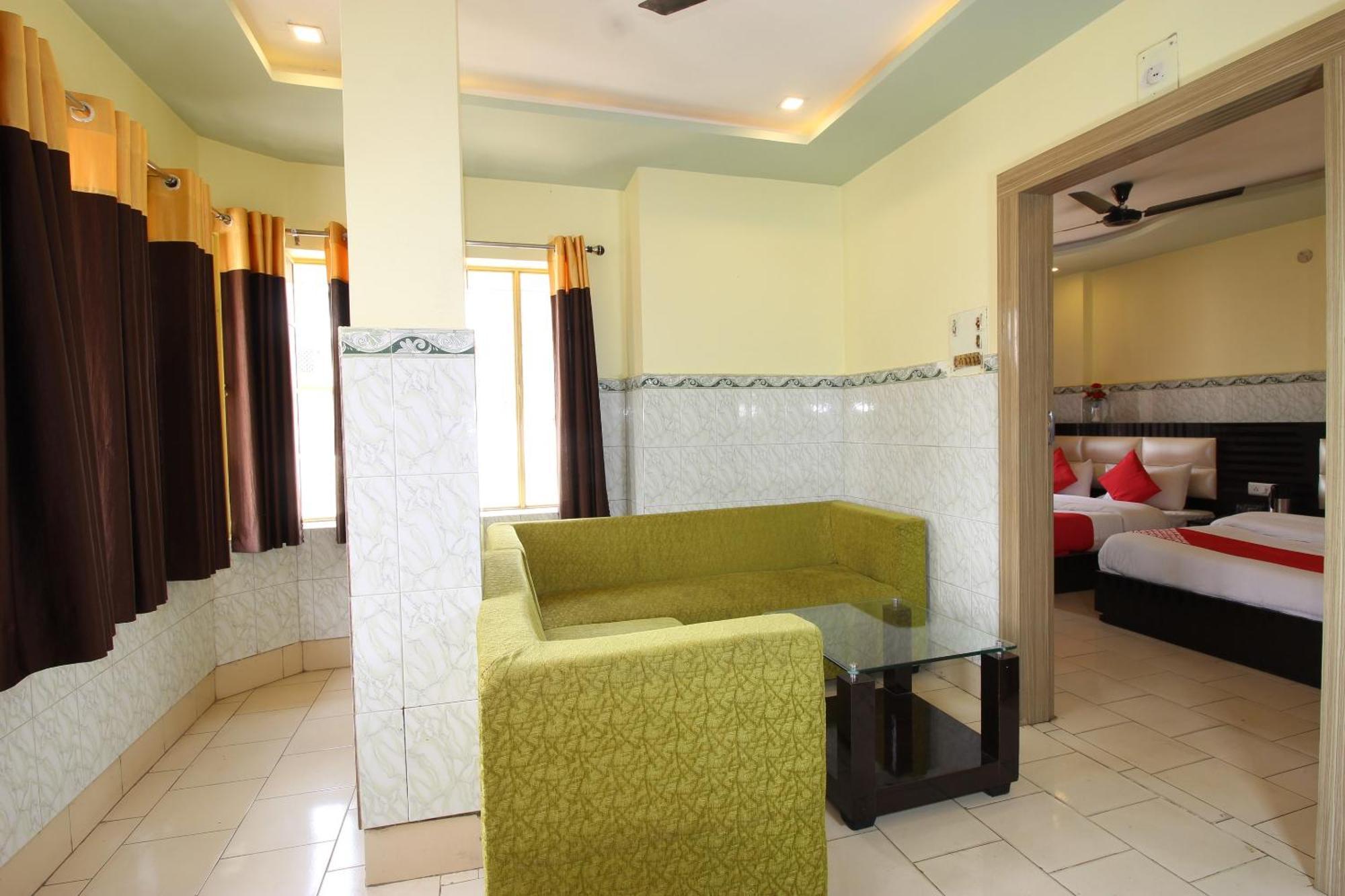 Hotel O Blue Diamond Bénarès Extérieur photo